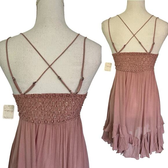 Free People Adella Slip Crochet Lace Mini Dress Size S Rose Pink Romantic NWT - Picture 2 of 9